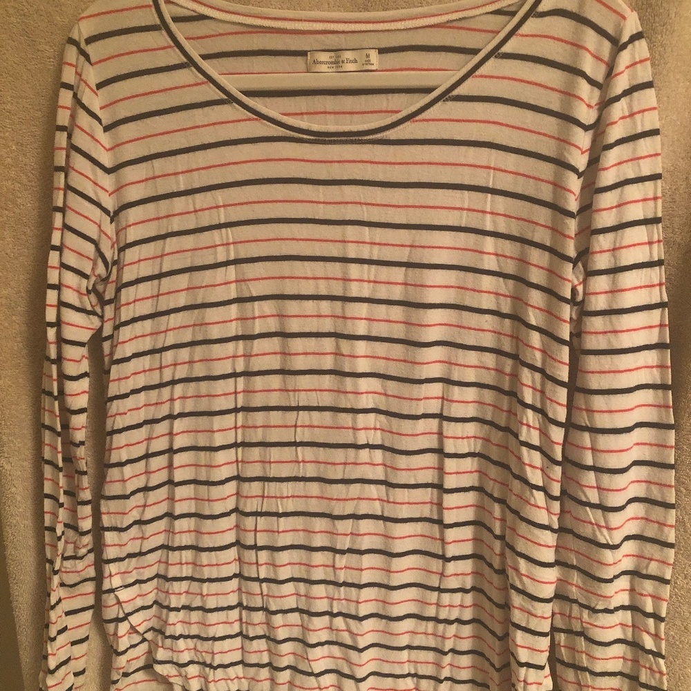 ABERCROMBIE & FITCH long-sleeve top